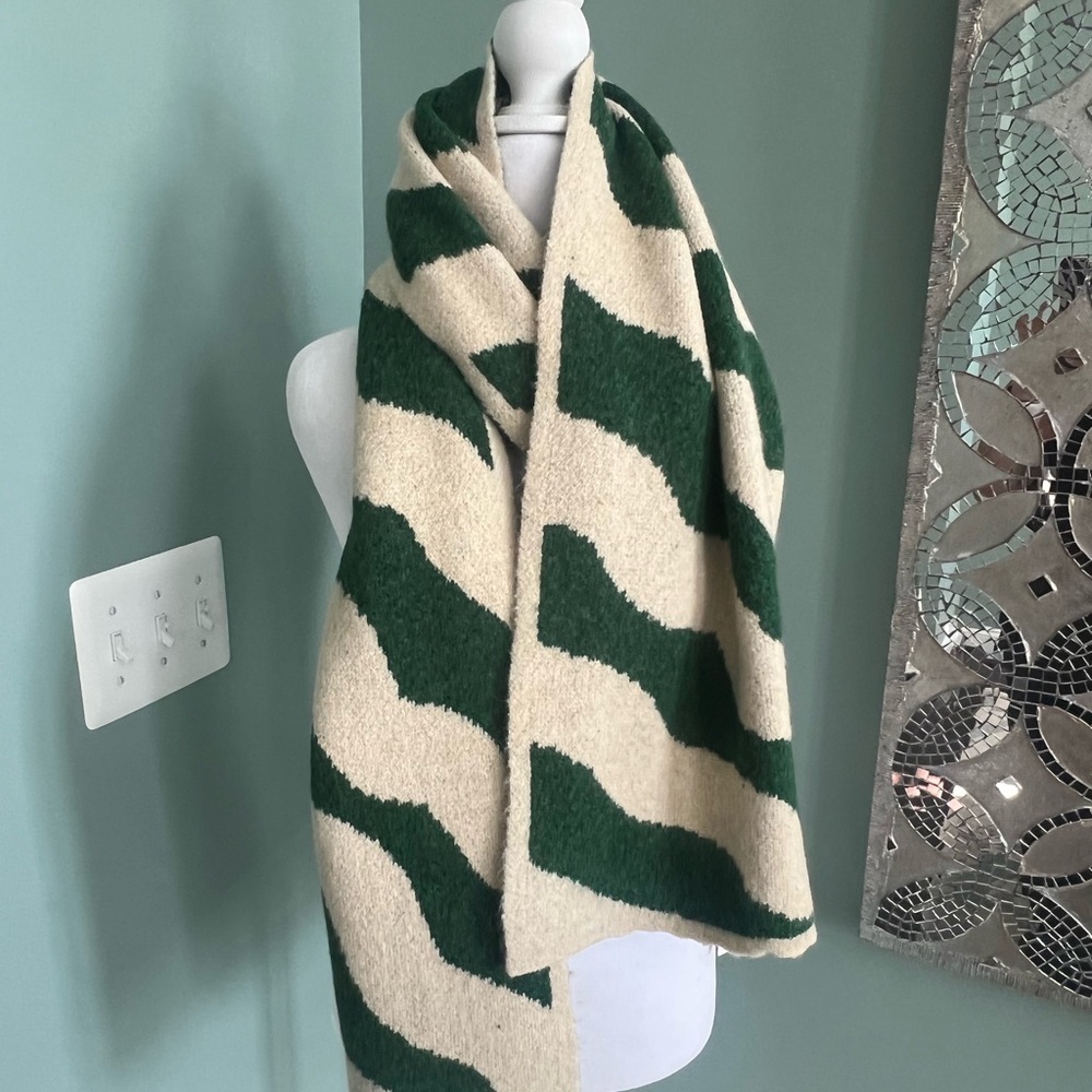 NWT Anthropologie Scarf